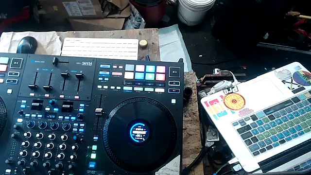 tongueispowerr6d9 online show from January 7, 7:28 pm