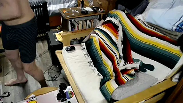 tongueispowerr6d9 online show from February 12, 6:51 am