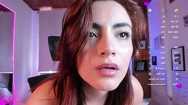 Snapshot of IsabellaaJoness chatting on February 19, 3:49 pm IsabellaaJoness online show from February 19, 3:49 pm