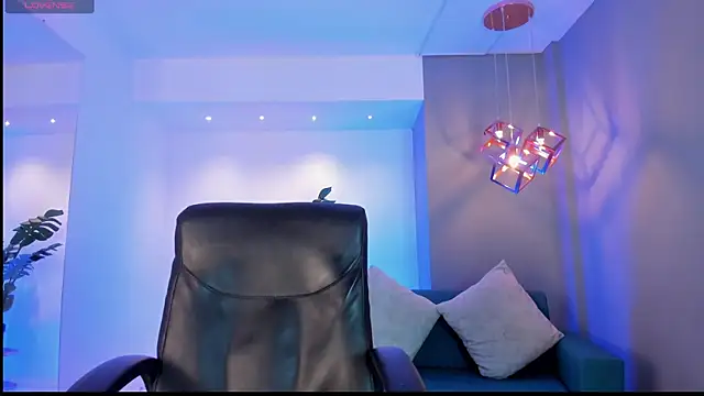 Snapshot of IsabellaaJoness chatting on March 6, 11:36 am IsabellaaJoness online show from March 6, 11:36 am