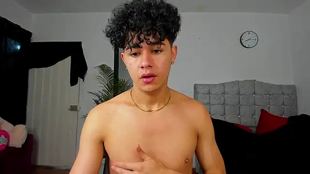 Snapshot of DavidfullOFlove chatting on November 9, 9:57 pm DavidfullOFlove online show from November 9, 9:57 pm