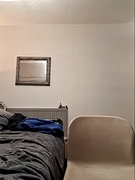 Snapshot of bibananaman chatting on September 20, 2:01 am bibananaman online show from September 20, 2:01 am