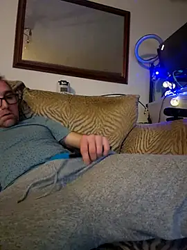 Snapshot of bibananaman chatting on December 16, 2:38 am bibananaman online show from December 16, 2:38 am