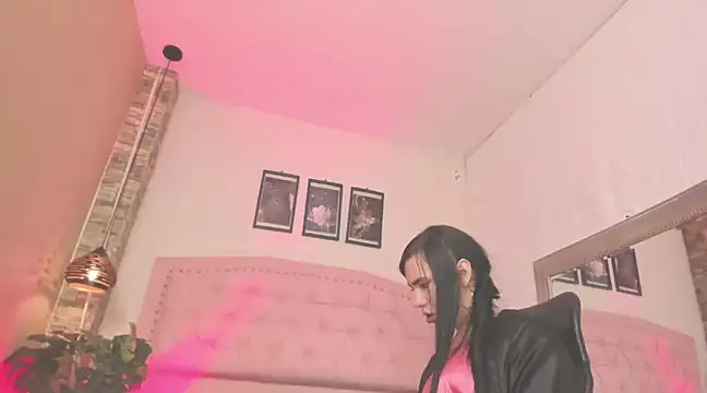 Snapshot of diosagolden chatting on March 7, 11:38 pm diosagolden online show from March 7, 11:38 pm