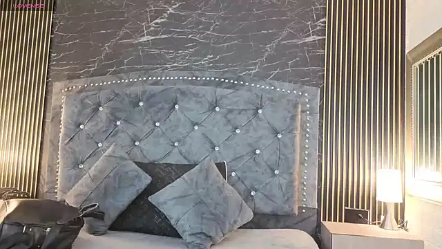 Snapshot of diosagolden chatting on September 15, 8:20 pm diosagolden online show from September 15, 8:20 pm