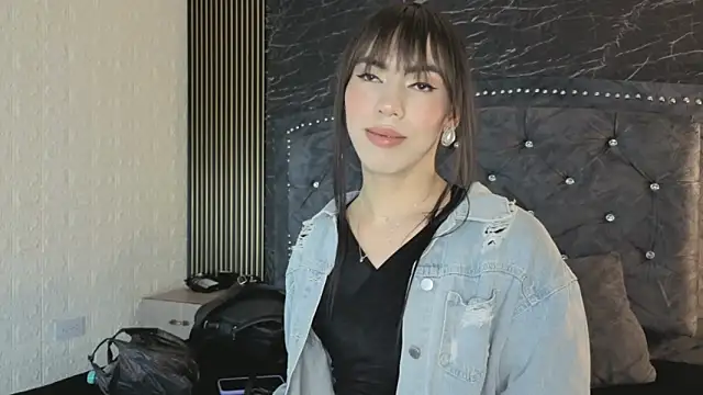 Snapshot of diosagolden chatting on October 4, 8:07 pm diosagolden online show from October 4, 8:07 pm