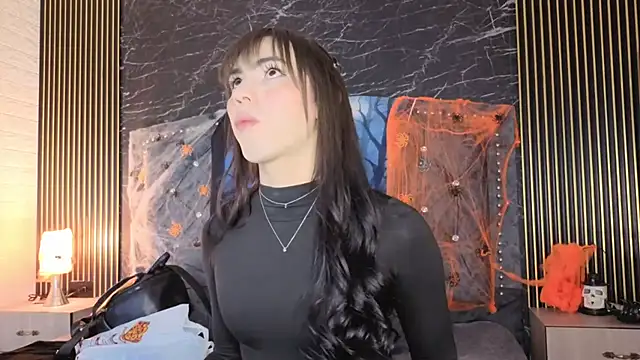 Snapshot of diosagolden chatting on October 13, 8:53 pm diosagolden online show from October 13, 8:53 pm