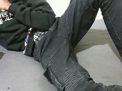 Snapshot of hot_ebonys1 chatting on September 28, 6:35 pm hot ebonys1 online show from September 28, 6:35 pm