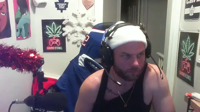 GeneralXMillyX online show from November 12, 5:02 pm