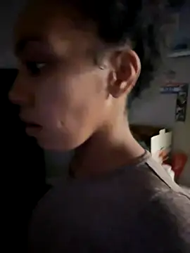 Snapshot of juicyyy323 chatting on November 21, 2:54 am juicyyy323 online show from November 21, 2:54 am