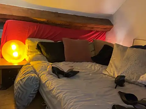 Snapshot of alexheels_boots chatting on January 9, 7:42 am alexheels boots online show from January 9, 7:42 am