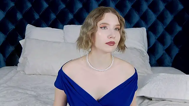 LiliLinn online show from January 31, 2:17 pm