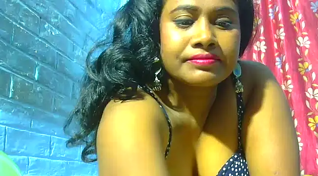 sexy roma online show from December 3, 6:49 pm