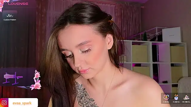 Katy perry  online show from February 14, 8:42 am