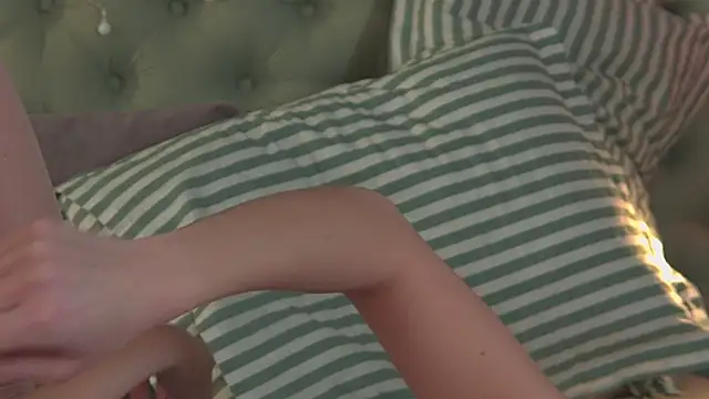 Snapshot of AlicePirs chatting on January 27, 11:43 am AlicePirs online show from January 27, 11:43 am