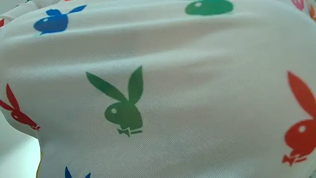 Snapshot of AlicePirs chatting on September 24, 4:16 am AlicePirs online show from September 24, 4:16 am