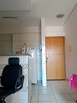 Indiazinhax online show from January 10, 2:45 pm