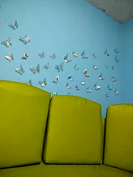 Snapshot of evelyn_prince1 chatting on November 9, 1:48 am evelyn prince1 online show from November 9, 1:48 am