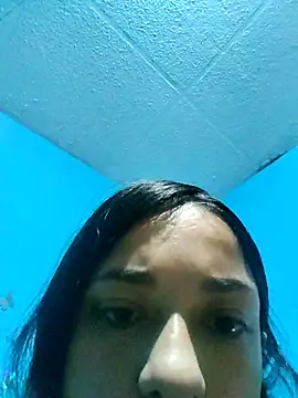 Snapshot of evelyn_prince1 chatting on November 13, 10:03 am evelyn prince1 online show from November 13, 10:03 am