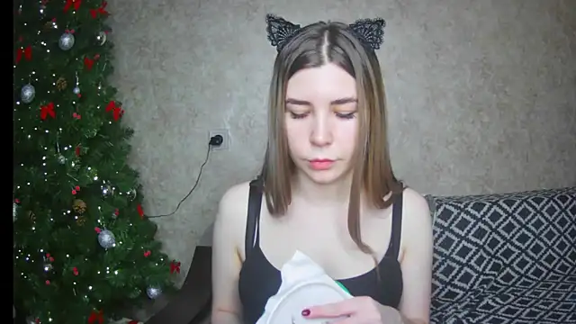 ElllaNuar online show from January 20, 4:43 am