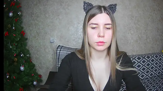 ElllaNuar online show from January 30, 4:27 am