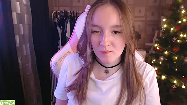 MoonlishSiren online show from January 31, 11:45 pm