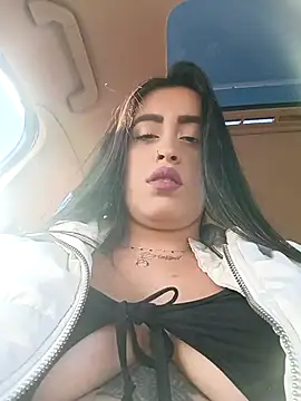 Snapshot of Freyja300 chatting on November 30, 1:59 pm Freyja300 online show from November 30, 1:59 pm