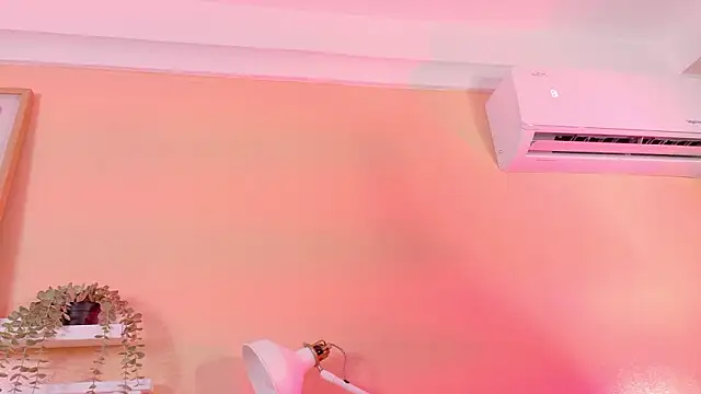 KendalMilleer online show from March 19, 9:13 am