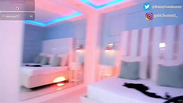 gabi bunny online show from February 23, 5:10 pm