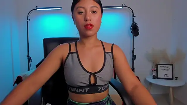 Snapshot of cloy_baby__ chatting on February 26, 12:38 am cloy baby online show from February 26, 12:38 am