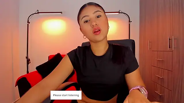 Snapshot of cloy_baby__ chatting on October 8, 10:24 am cloy baby online show from October 8, 10:24 am