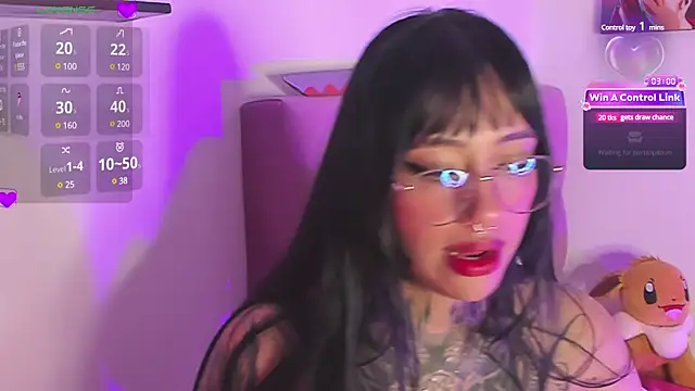 Snapshot of Akari1_Mischief chatting on December 7, 1:14 am Akari1 Mischief online show from December 7, 1:14 am