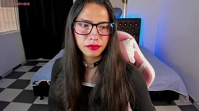 Snapshot of paula_kawaiifu_ chatting on January 8, 5:15 pm paula kawaiifu online show from January 8, 5:15 pm