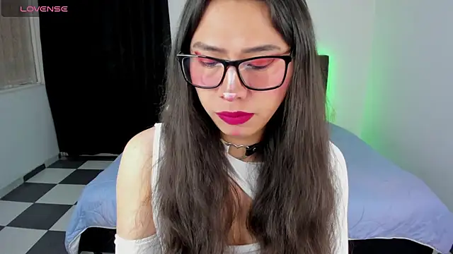 Snapshot of paula_kawaiifu_ chatting on January 28, 1:49 pm paula kawaiifu online show from January 28, 1:49 pm