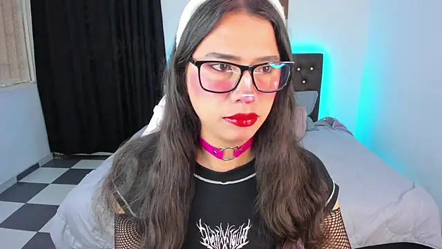 Snapshot of paula_kawaiifu_ chatting on March 1, 1:51 pm paula kawaiifu online show from March 1, 1:51 pm