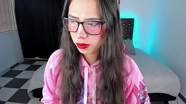 Snapshot of paula_kawaiifu_ chatting on March 8, 1:36 pm paula kawaiifu online show from March 8, 1:36 pm