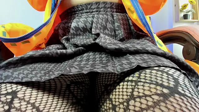 Snapshot of paula_kawaiifu_ chatting on September 19, 1:34 pm paula kawaiifu online show from September 19, 1:34 pm