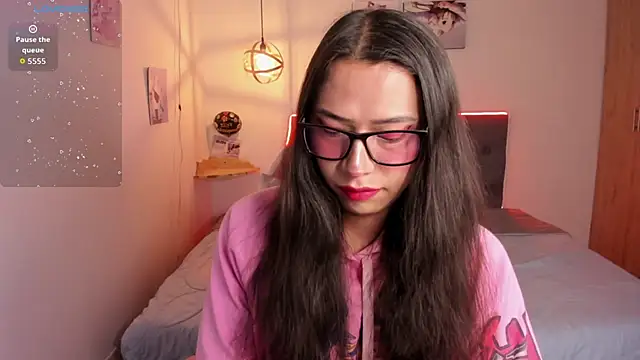 Snapshot of paula_kawaiifu_ chatting on October 17, 2:41 pm paula kawaiifu online show from October 17, 2:41 pm