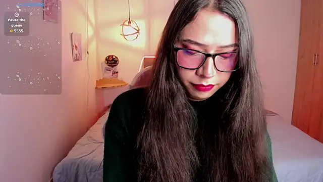 Snapshot of paula_kawaiifu_ chatting on October 22, 2:17 pm paula kawaiifu online show from October 22, 2:17 pm