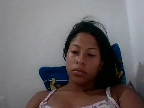 Snapshot of Kitra_New chatting on December 23, 8:22 am Kitra New online show from December 23, 8:22 am