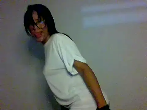 Snapshot of Kitra_New chatting on December 24, 12:11 am Kitra New online show from December 24, 12:11 am