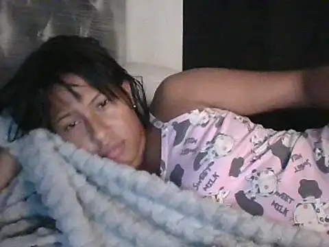 Snapshot of Kitra_New chatting on January 13, 1:17 pm Kitra New online show from January 13, 1:17 pm