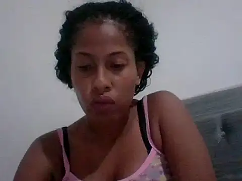 Snapshot of Kitra_New chatting on February 27, 10:42 pm Kitra New online show from February 27, 10:42 pm