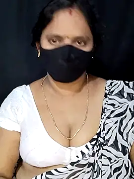 vintage-vibs online show from February 22, 4:29 am