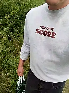 Grzegorz850 online show from July 26, 3:19 pm