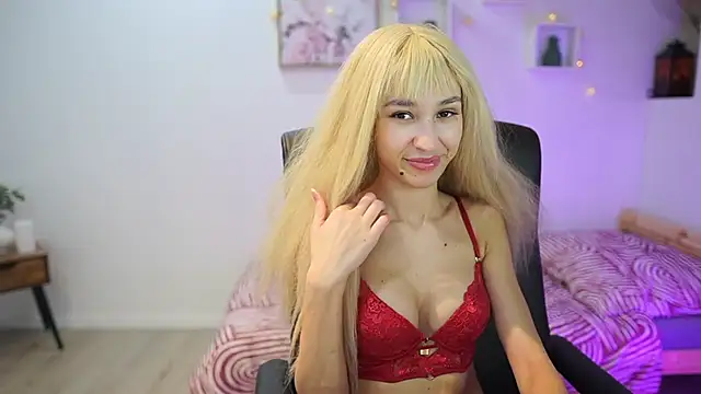 Amai  Liu online show from November 25, 6:52 pm