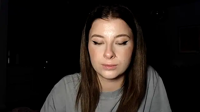 Mia-Minou online show from September 13, 7:35 pm