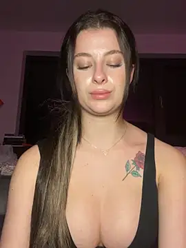 Mia-Minou online show from November 10, 10:31 pm