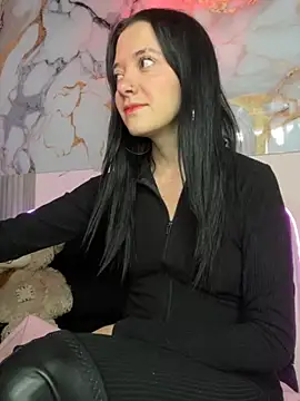 Isabella 21x online show from November 20, 1:00 pm