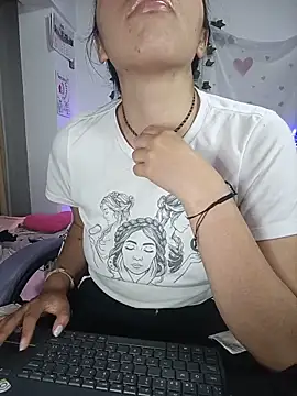 sophie north online show from May 30, 12:19 am